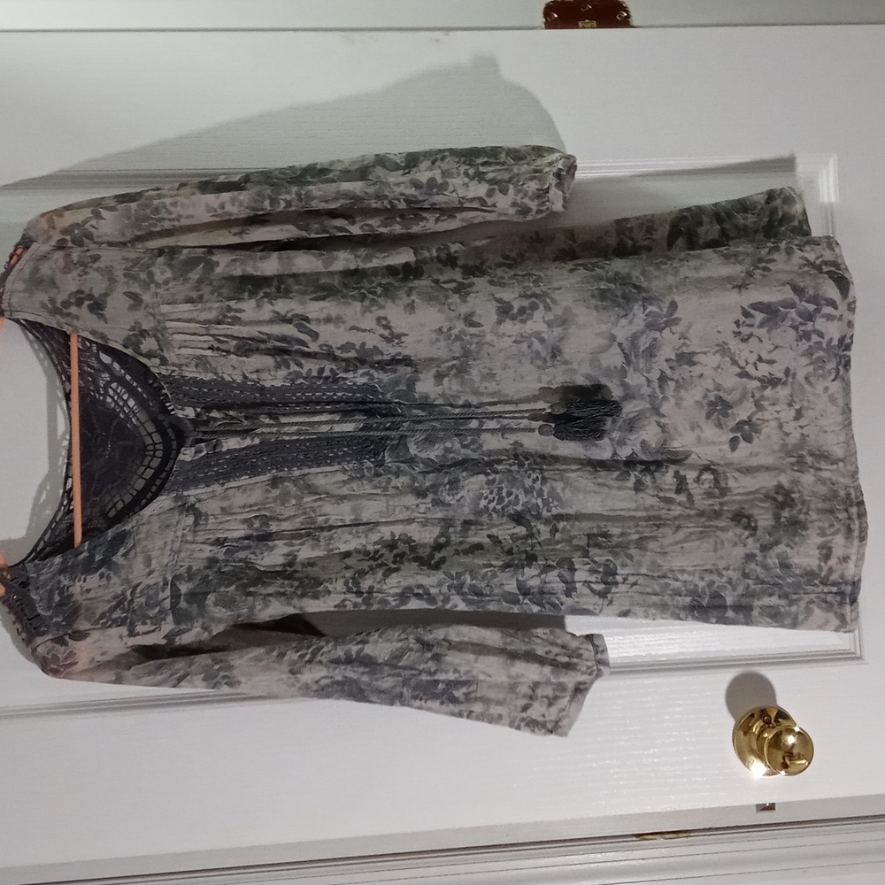 Gray tunic